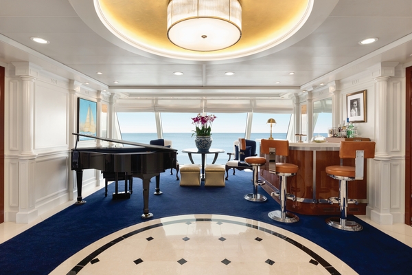 Oceania Marina - Owners Suite 12.jpg